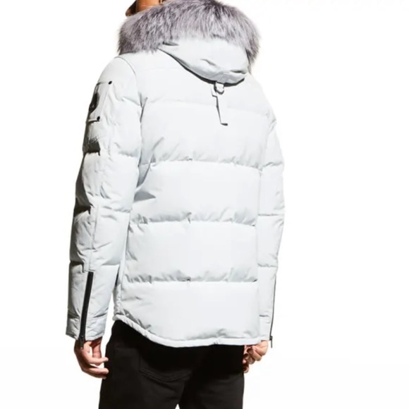 Moose Knuckles Round island Jacket. *SOLD* - Picture 12 of 13